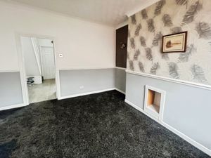 Lounge- click for photo gallery